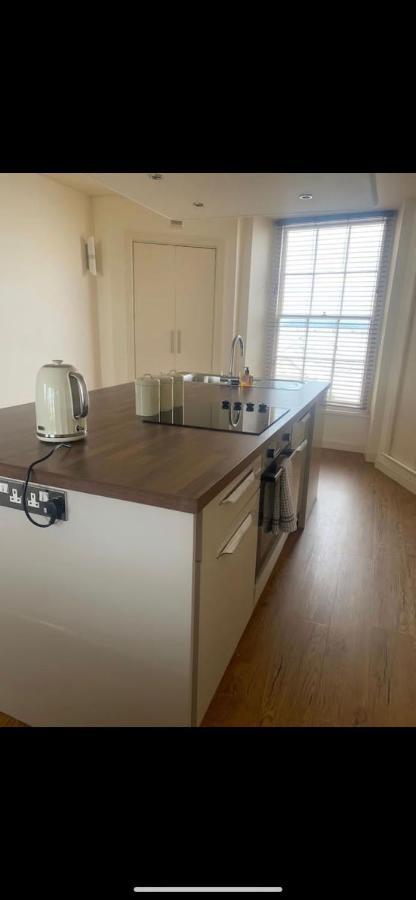 Caldey View- A Beautiful Flat In The Heart Of滕比 外观 照片